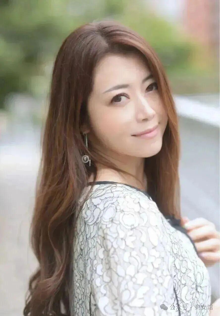消失的她 2
